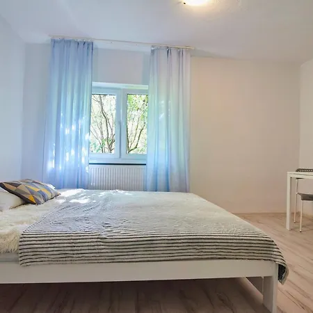 Regem Plonska Apartman *