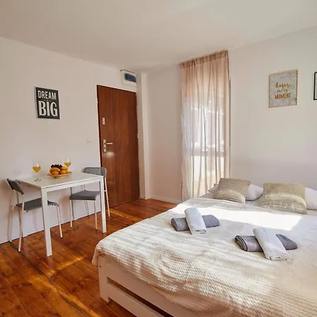 Regem Plonska * Varšava