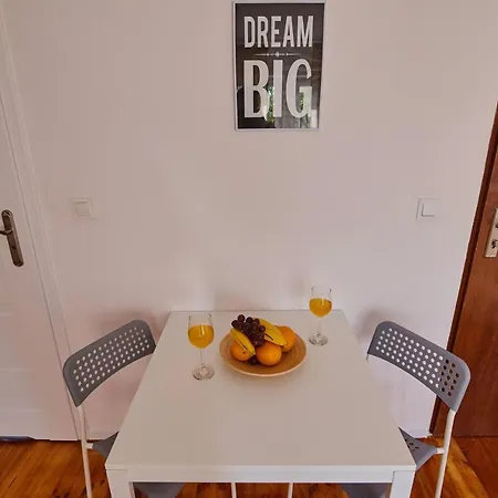 Regem Plonska Apartment Warsaw